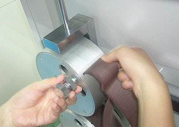 Máquina de teste de fadiga com fita de velcro